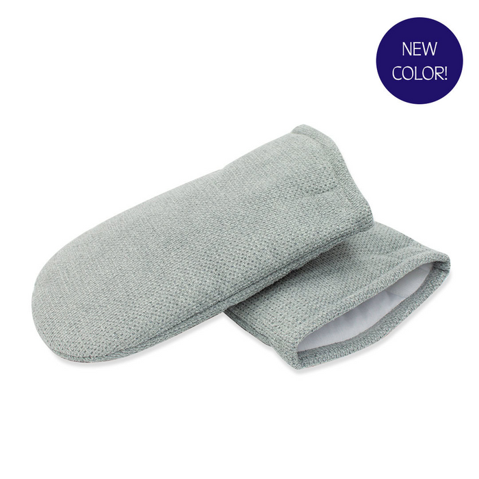 Plush Insulated Mitts for Paraffin Treatments